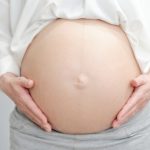 双子妊婦の【臨月のお腹】はどこまで成長していくの？